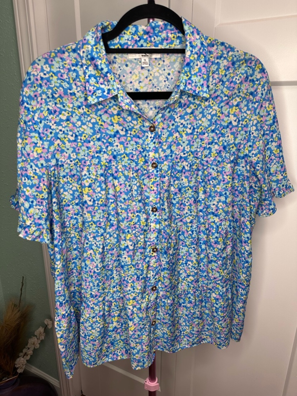 Moa Moa Blue Floral Flutter Sleeve Shirt dress 1X blue, purple, spring